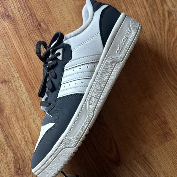 ADIDAS shoes | women’s sz 7.5 - Picture 3 of 7